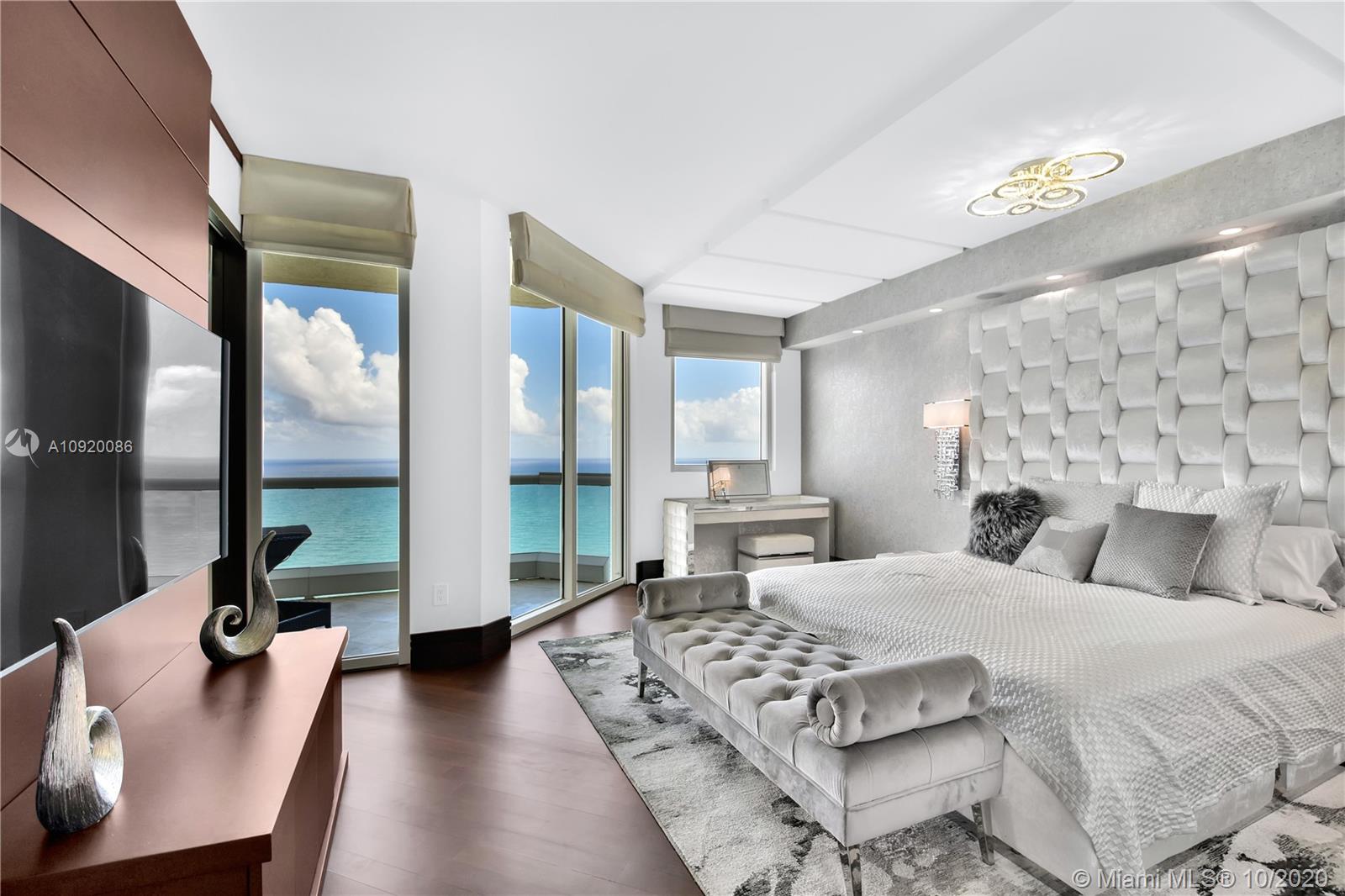 Acqualina Residences - Residential