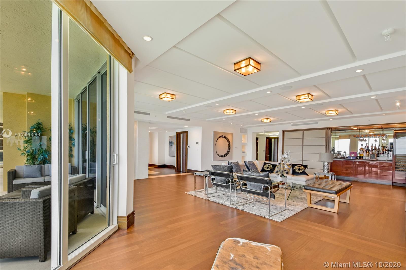 Acqualina Residences - Residential