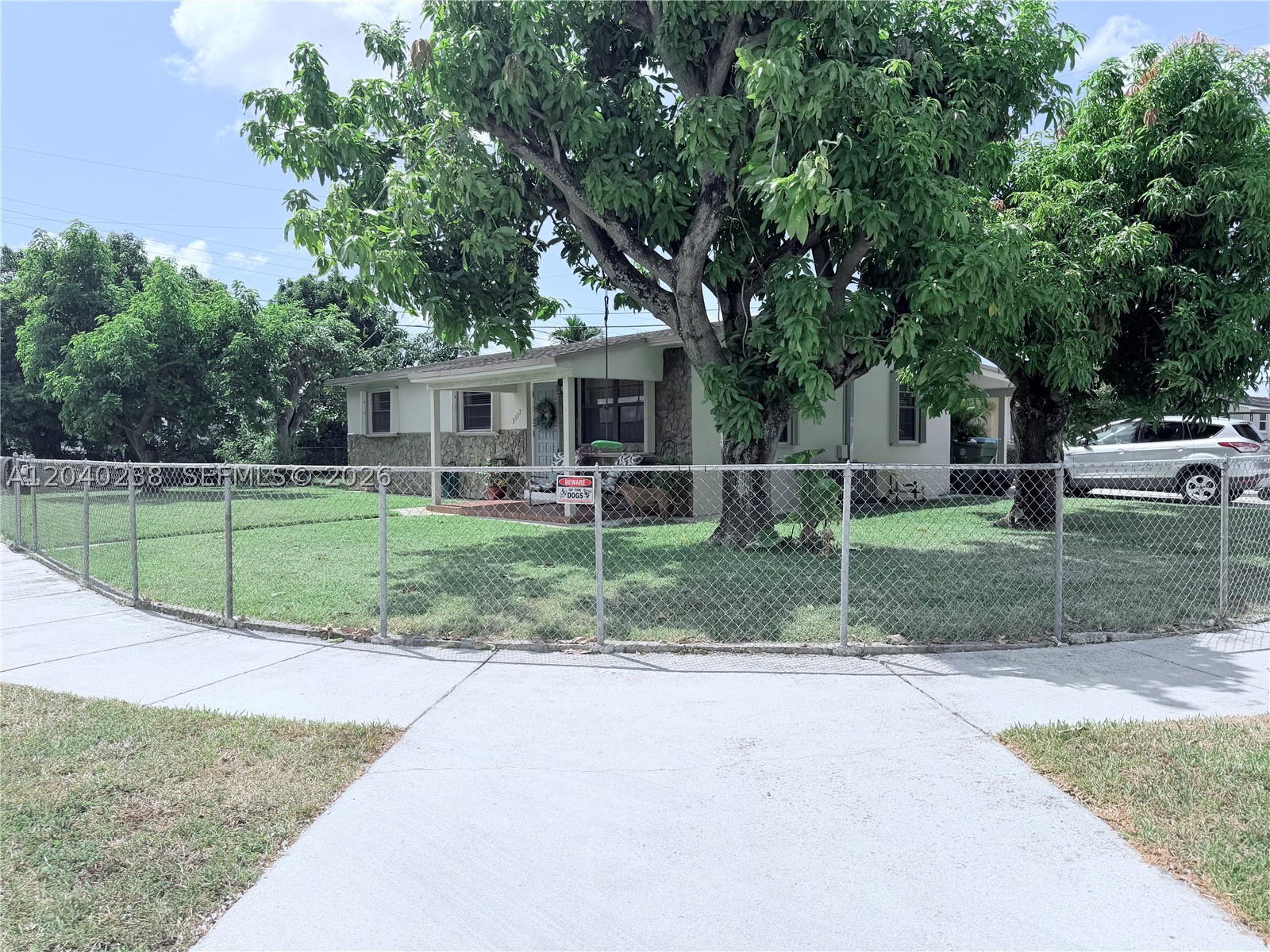 3397 W 14th Ct