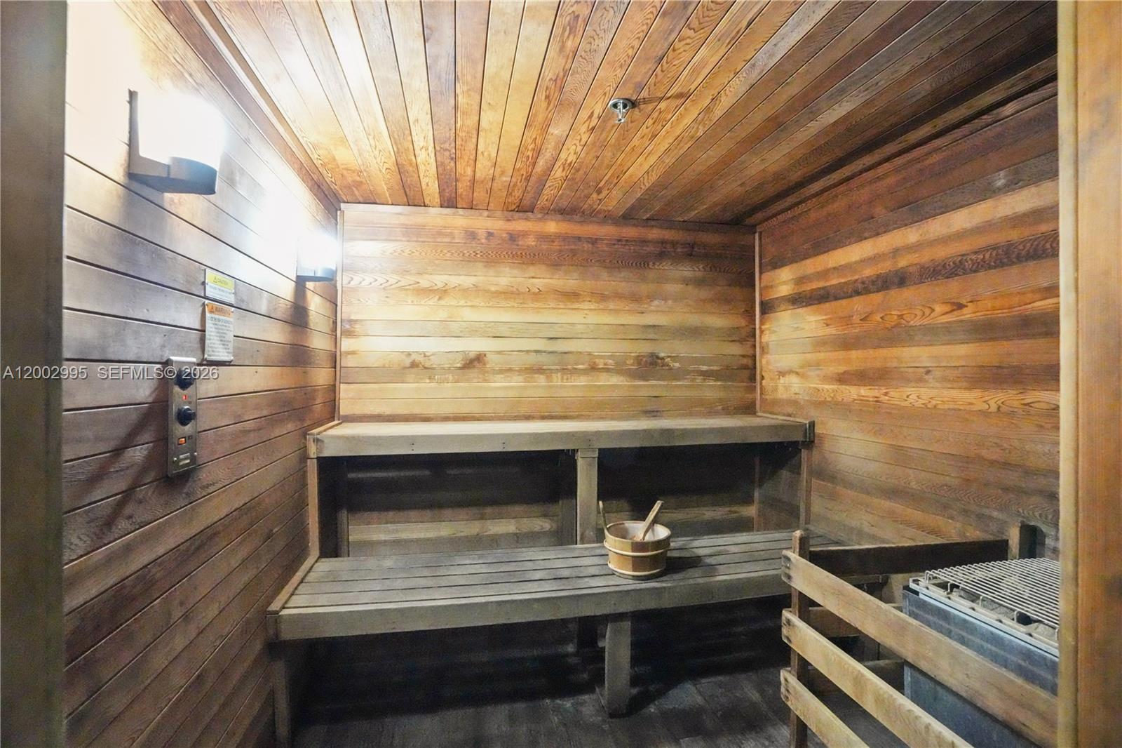 CUTLER CAY - Residential Lease