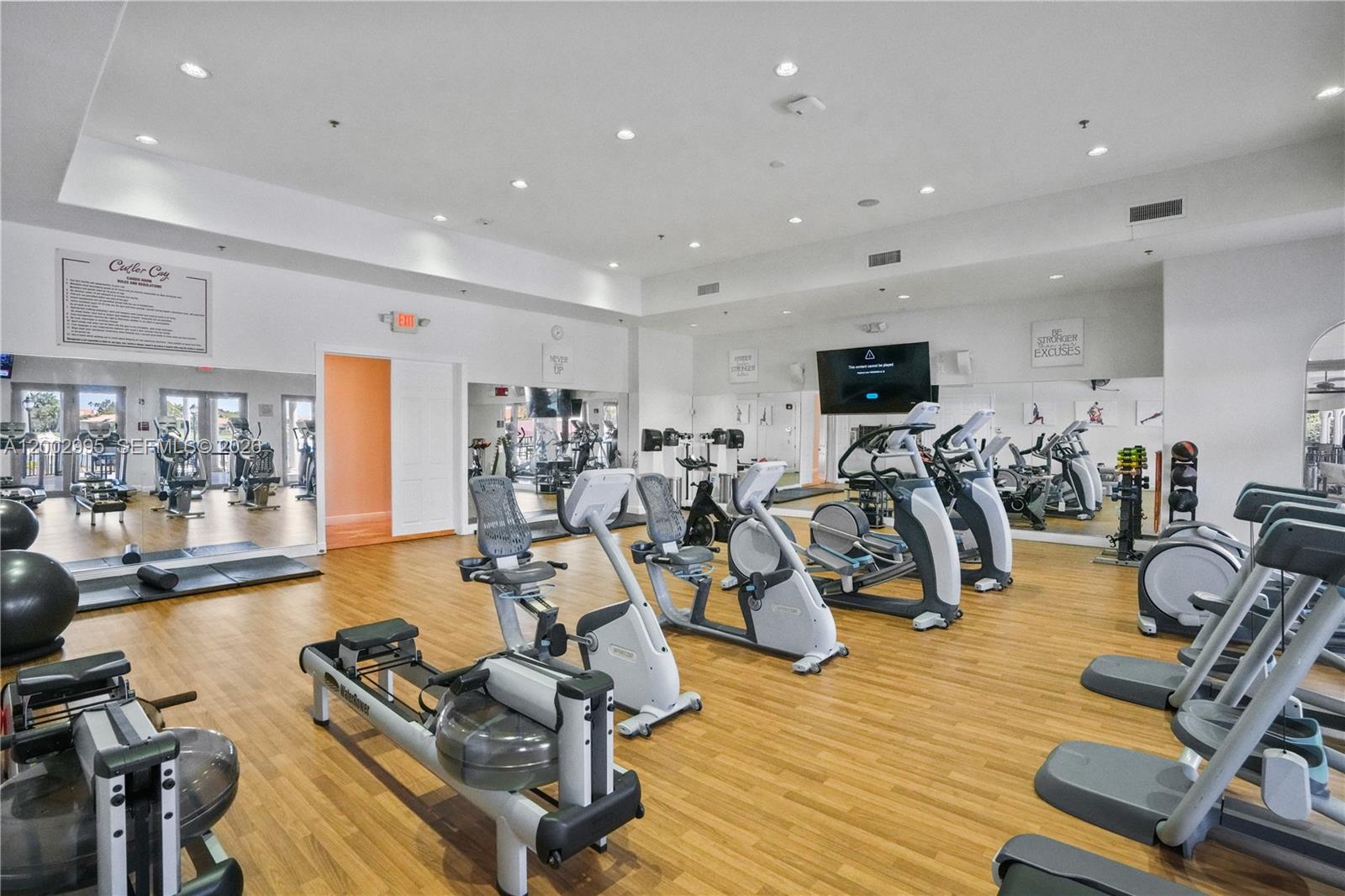 CUTLER CAY - Residential Lease