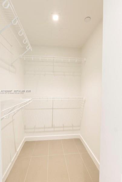 CANVAS CONDO - Residential