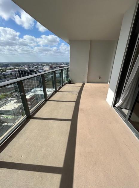 CANVAS CONDO - Residential