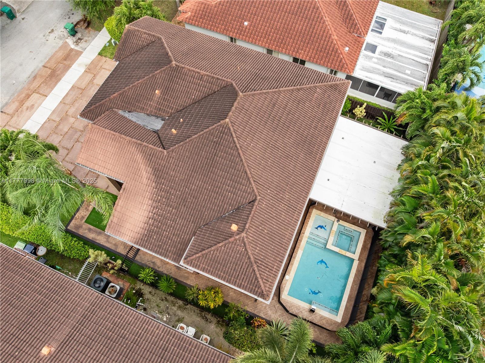 MILON VENTURE - Residential