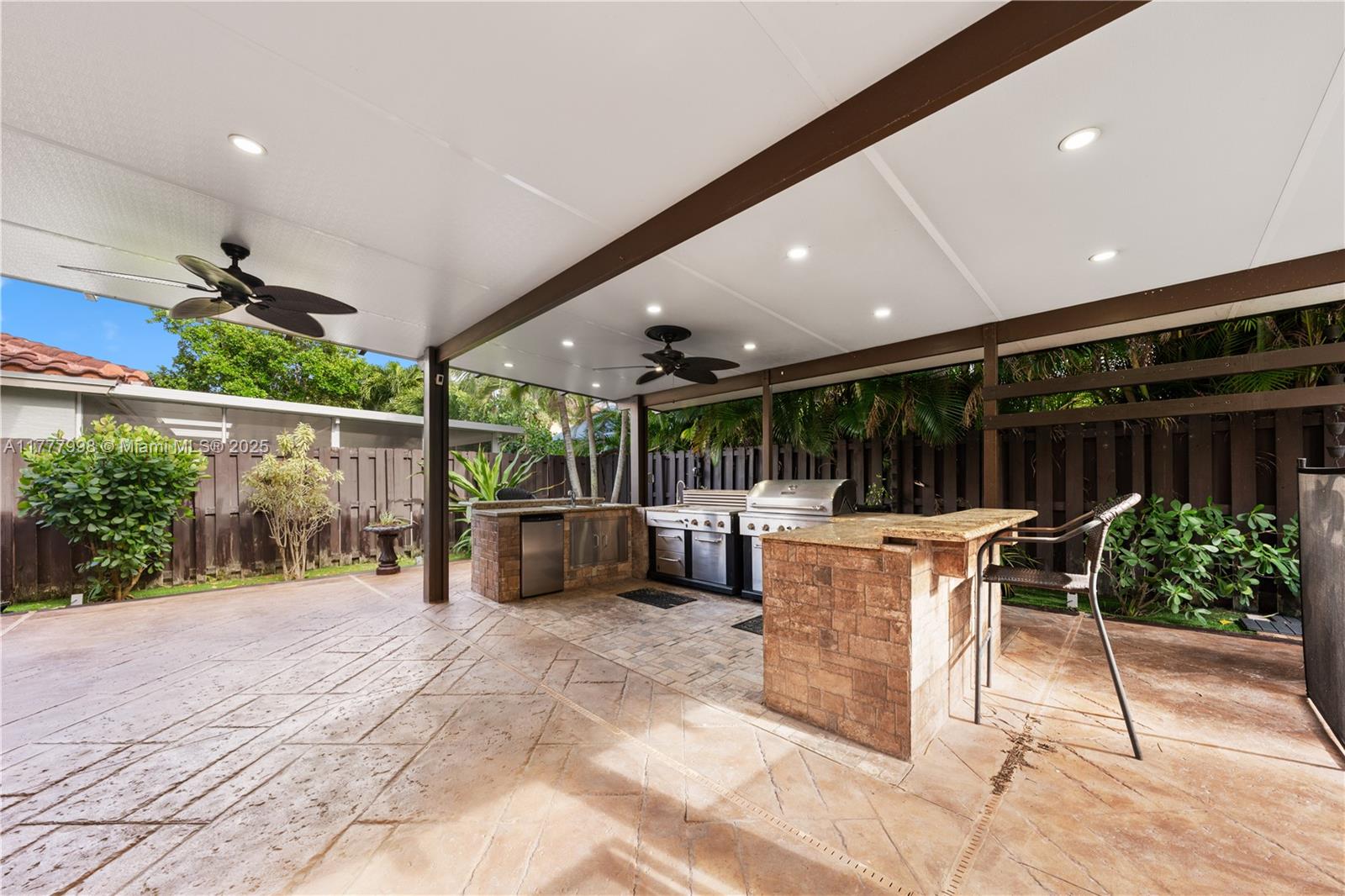 MILON VENTURE - Residential