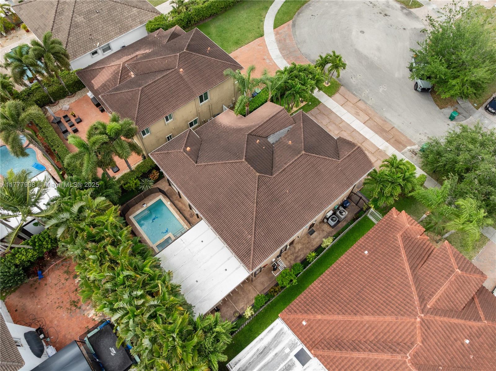 MILON VENTURE - Residential