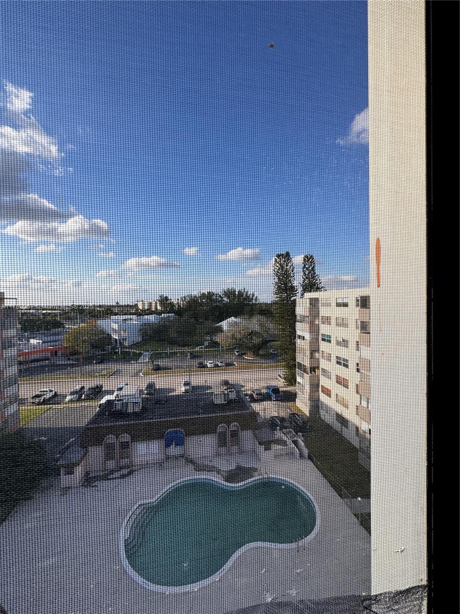 THREE SEASONS CONDO BLDG - Residential