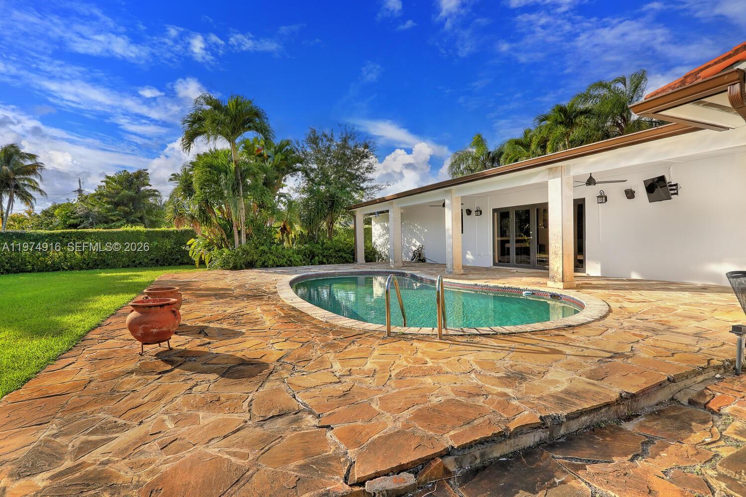 GALLOWAY ESTS 1ST ADDN - Residential Lease