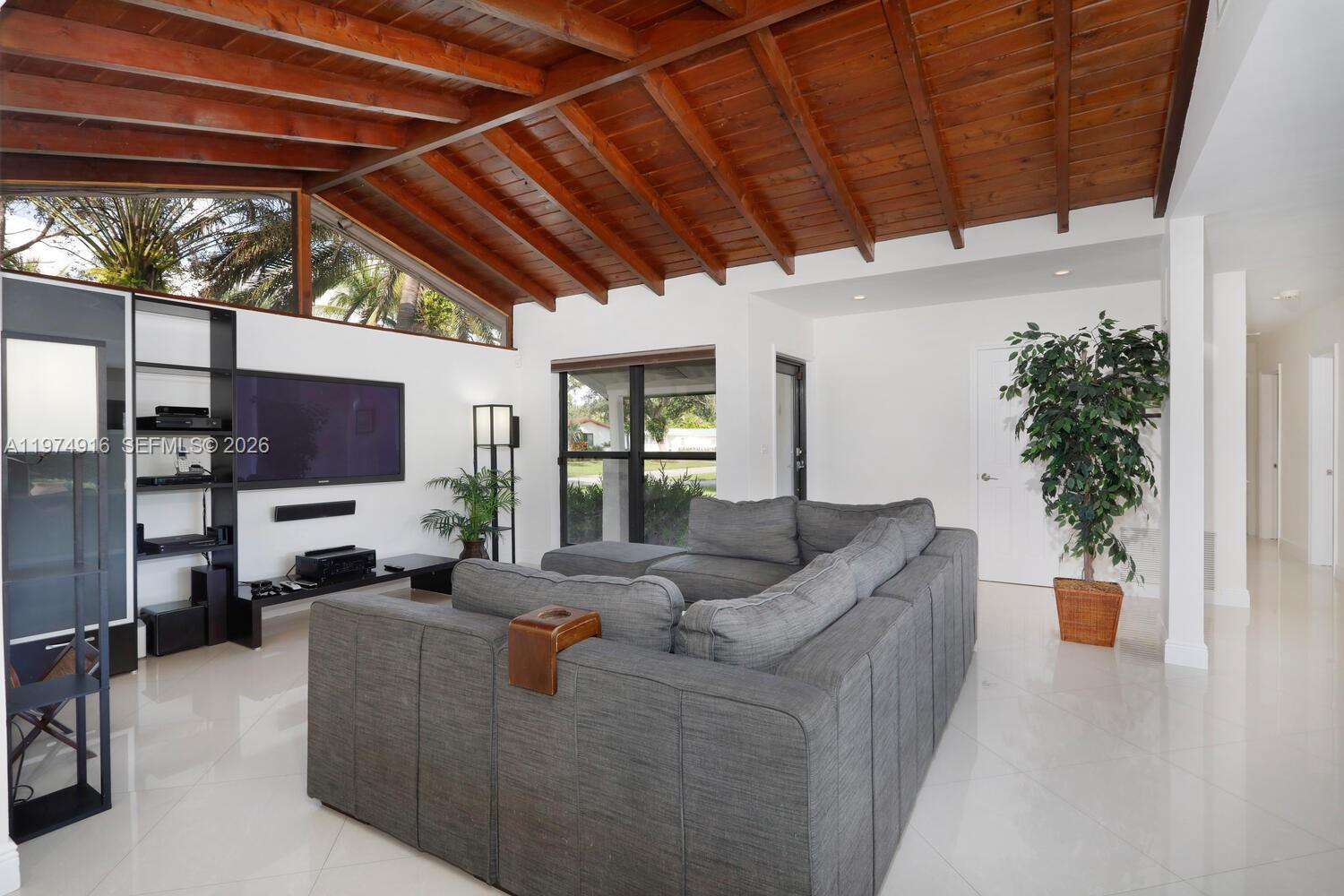 GALLOWAY ESTS 1ST ADDN - Residential Lease