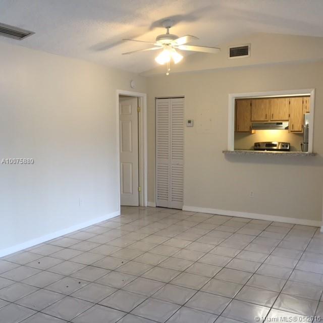 Twnhms Audubon - Residential Lease