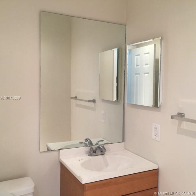 Twnhms Audubon - Residential Lease