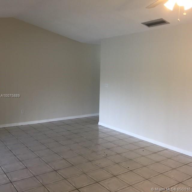 Twnhms Audubon - Residential Lease