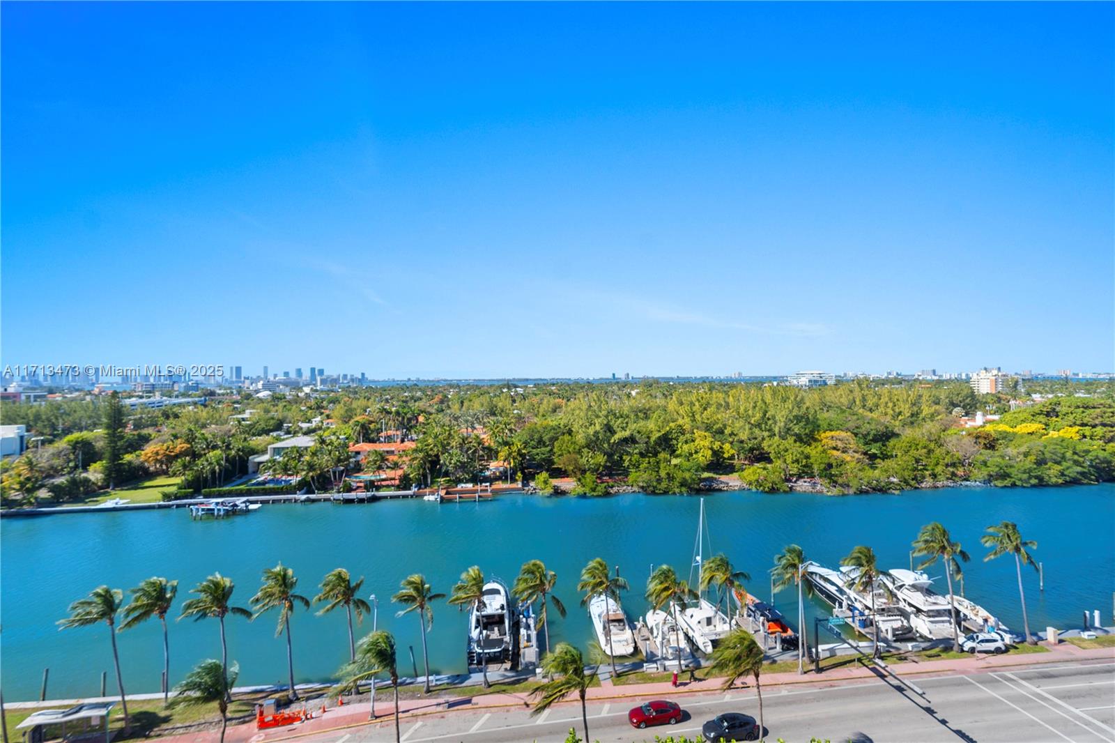 FONTAINEBLEAU II TRESOR - Residential