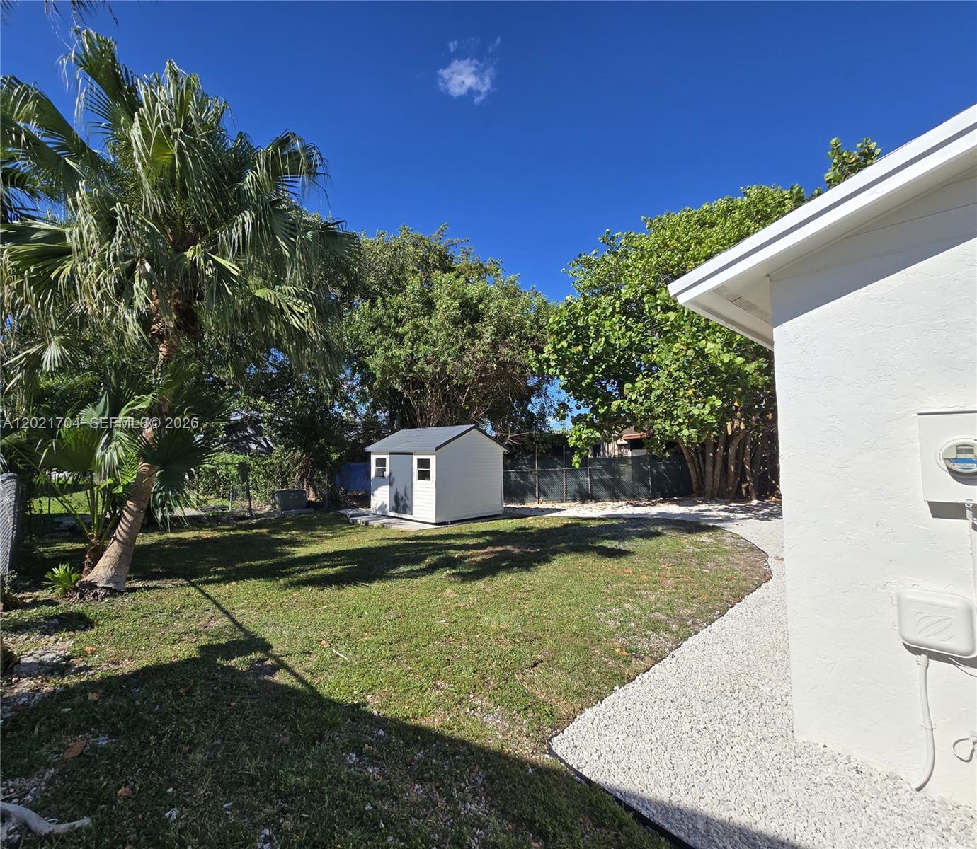 MEADOW WOOD MANOR #4 - Residential