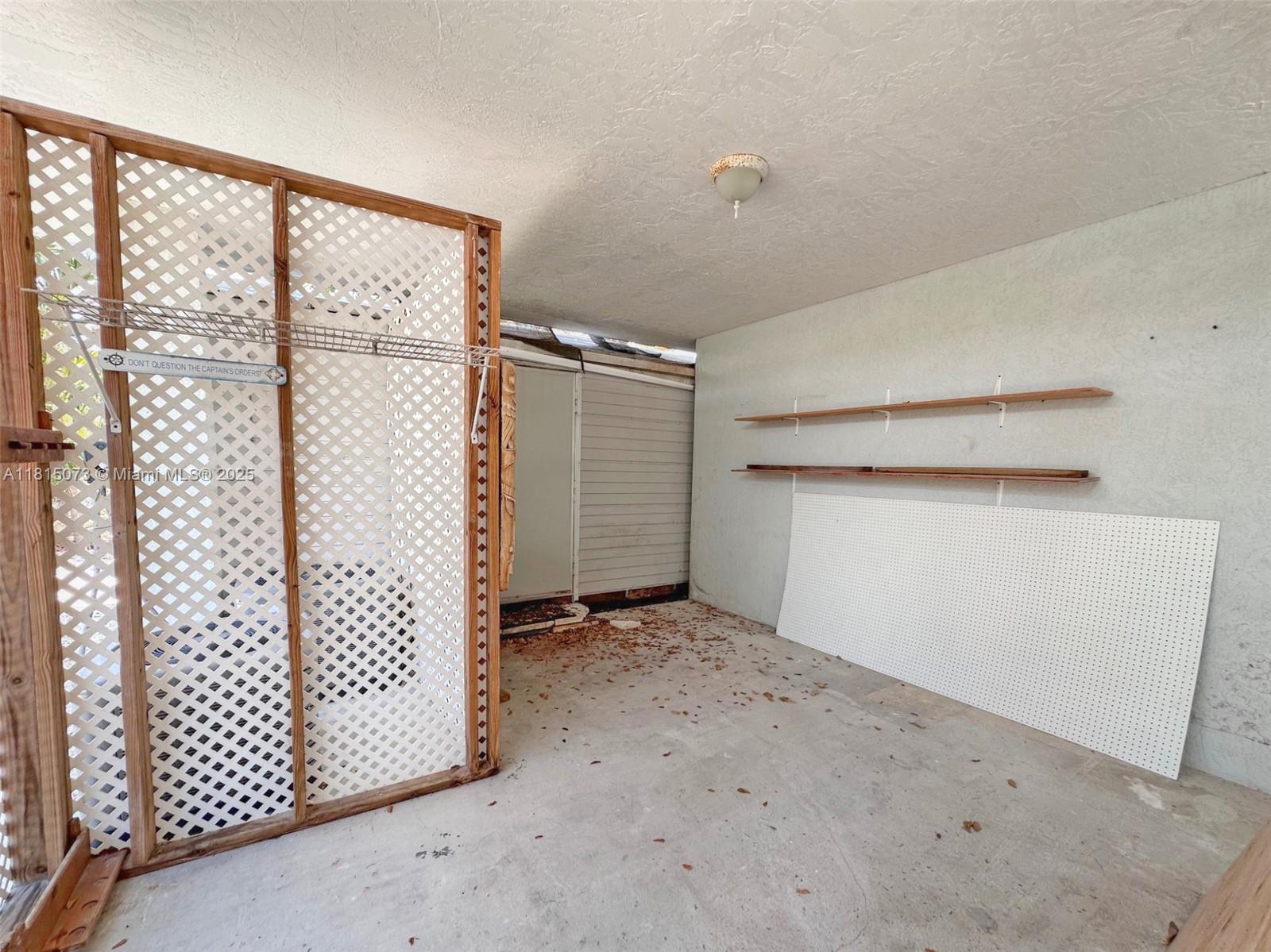 LARGO GARDENS - Residential