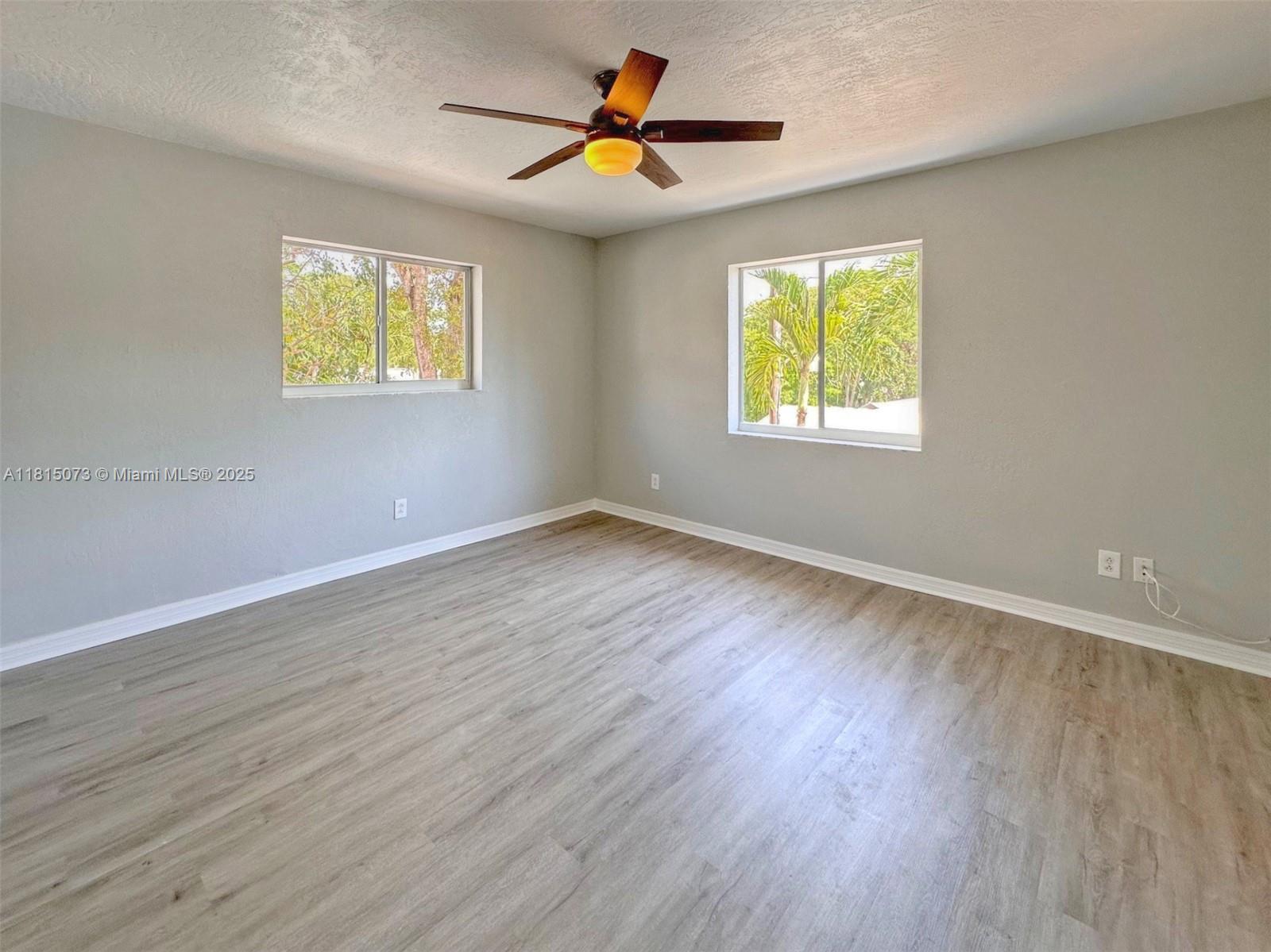 LARGO GARDENS - Residential