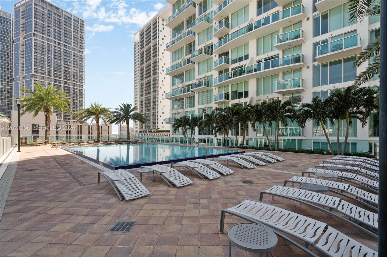 BRICKELL ON THE RIVER S T - Residential