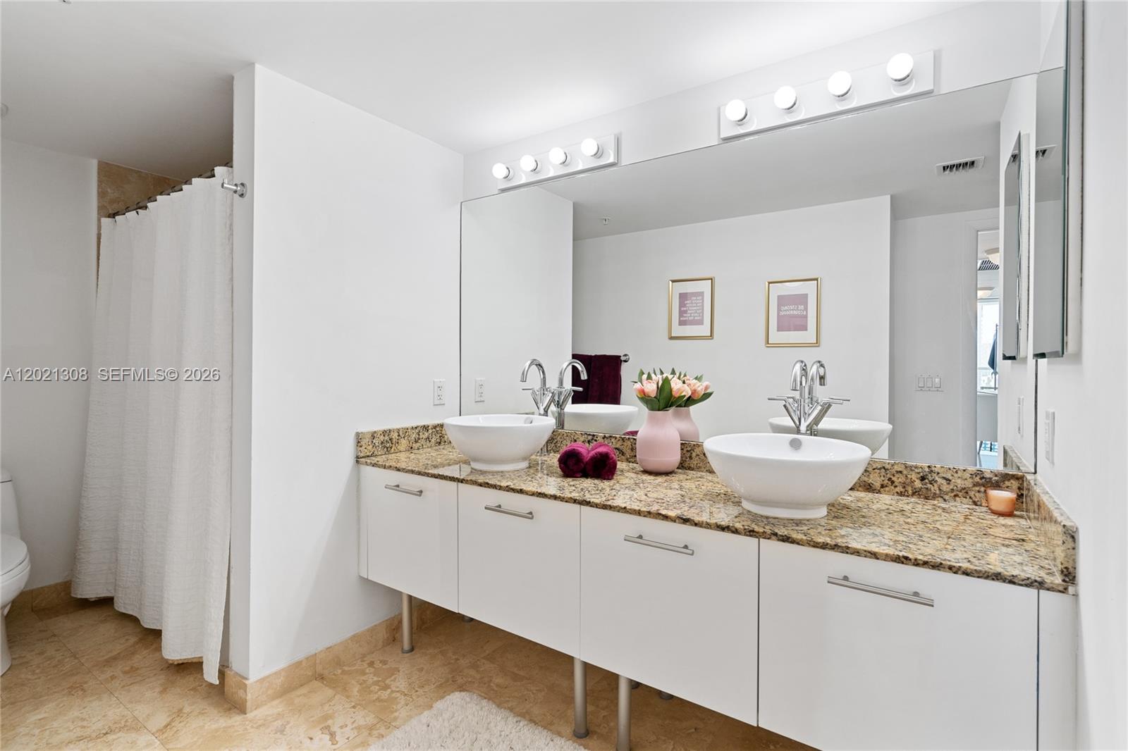 BRICKELL ON THE RIVER S T - Residential