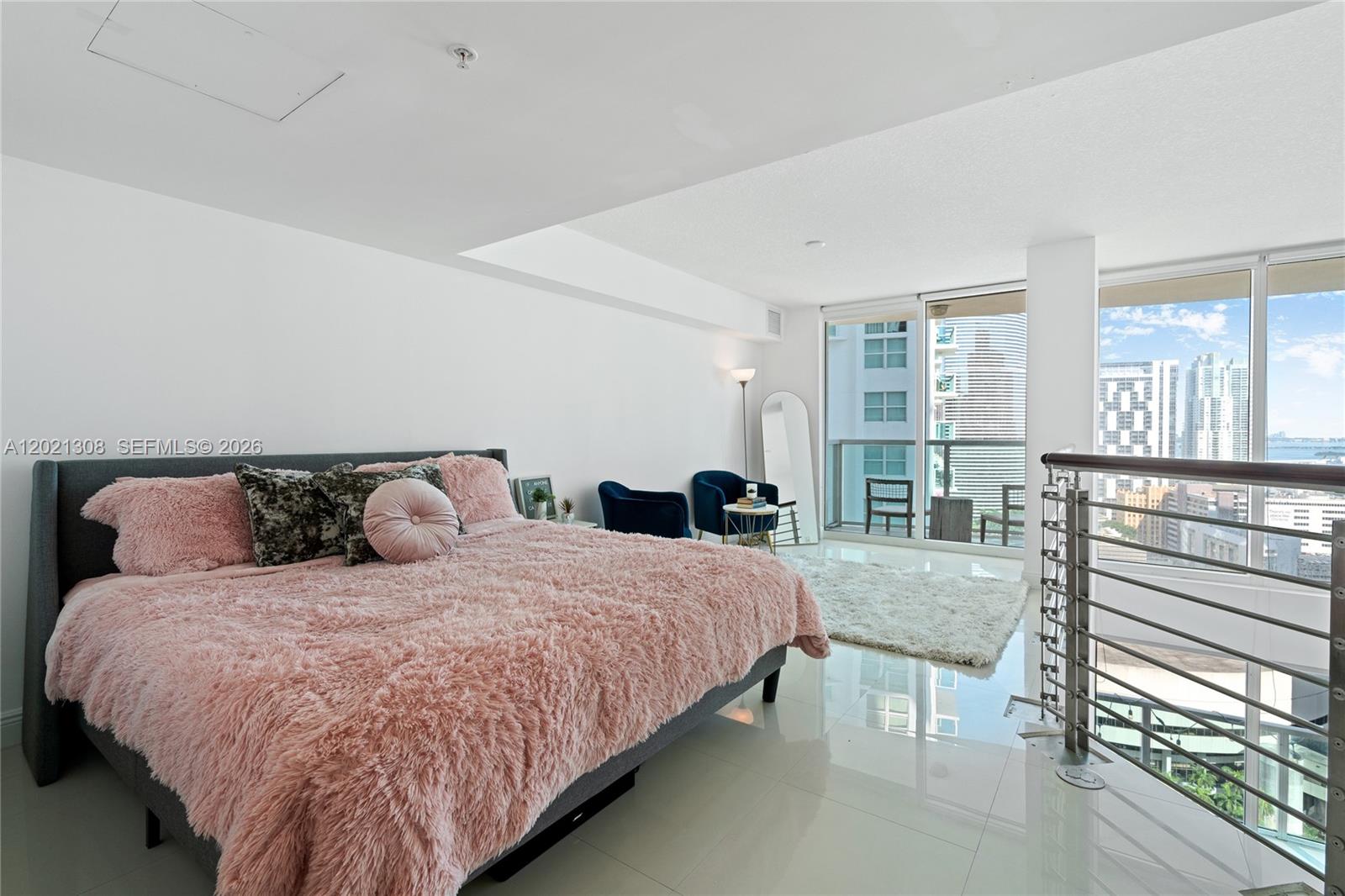 BRICKELL ON THE RIVER S T - Residential