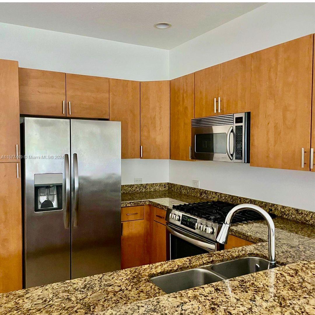 VILLA ALHAMBRA CONDO - Residential