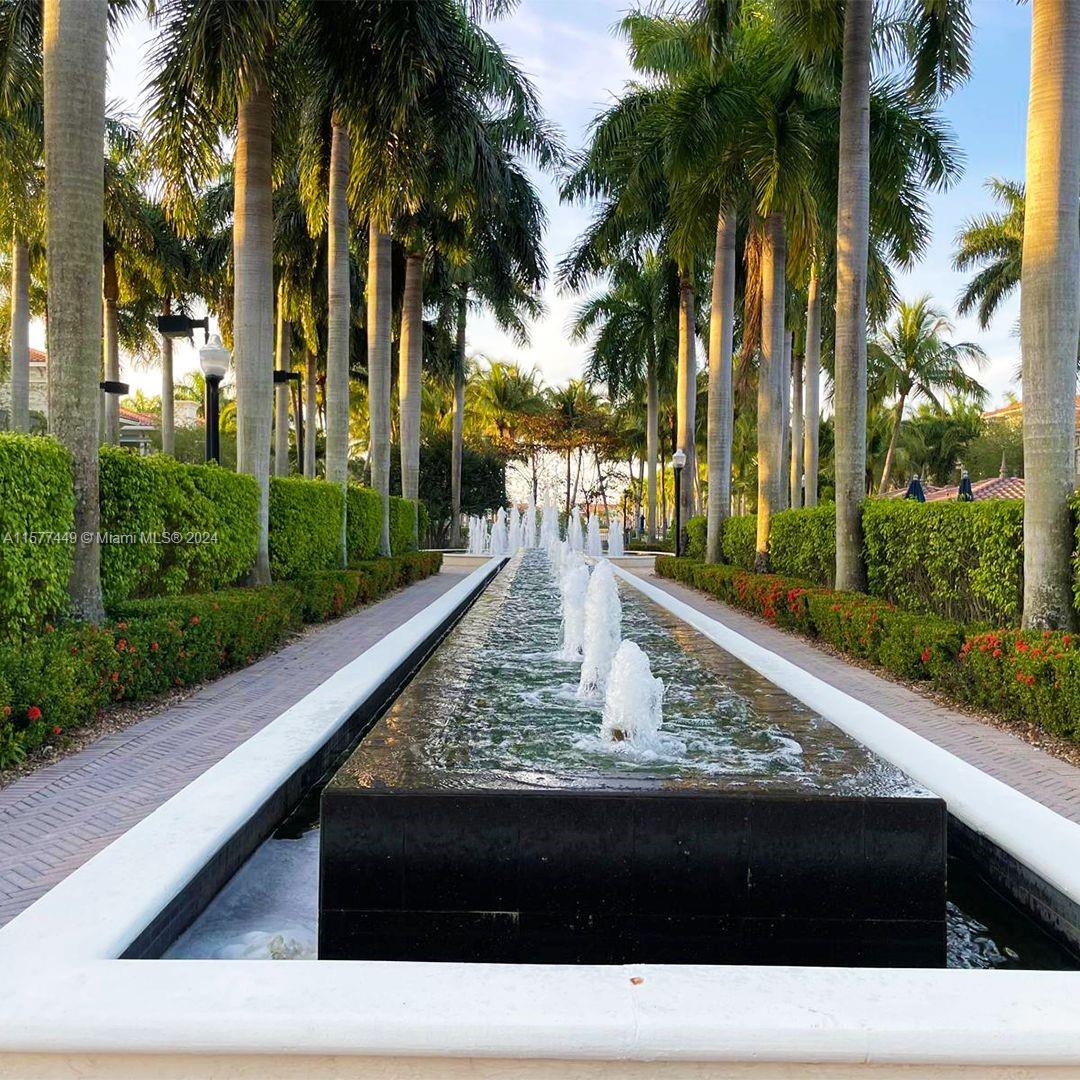 VILLA ALHAMBRA CONDO - Residential