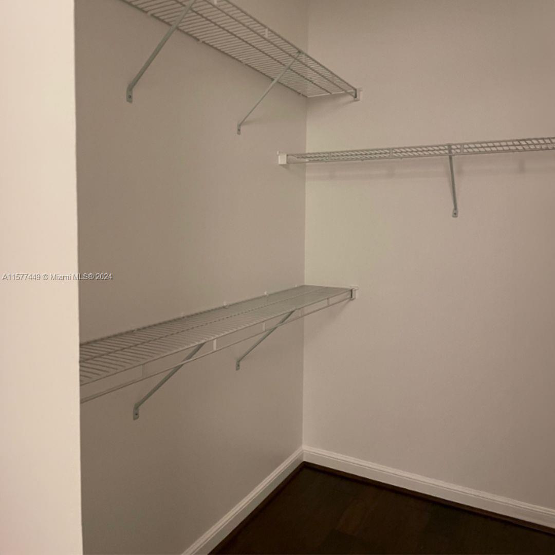 VILLA ALHAMBRA CONDO - Residential