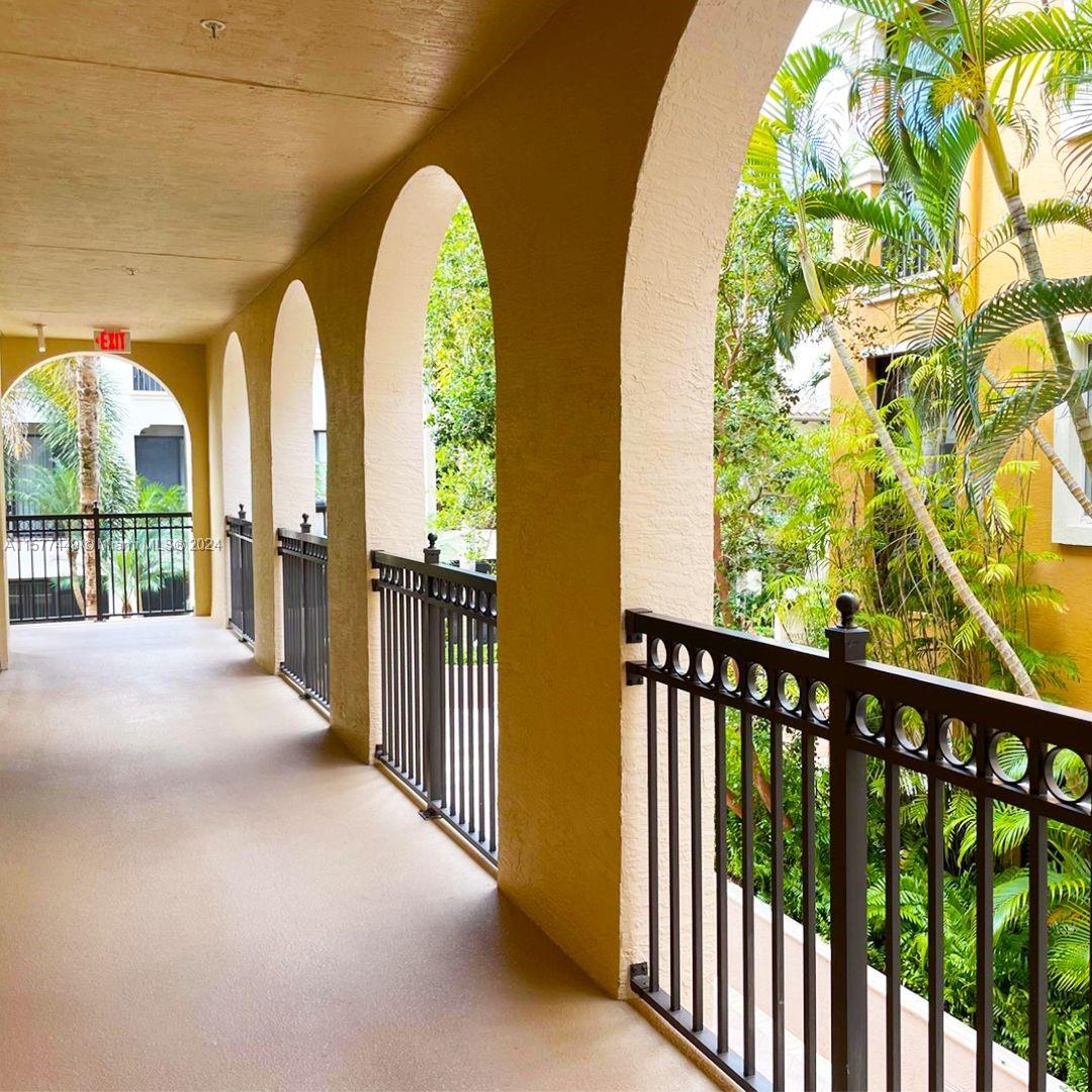 VILLA ALHAMBRA CONDO - Residential