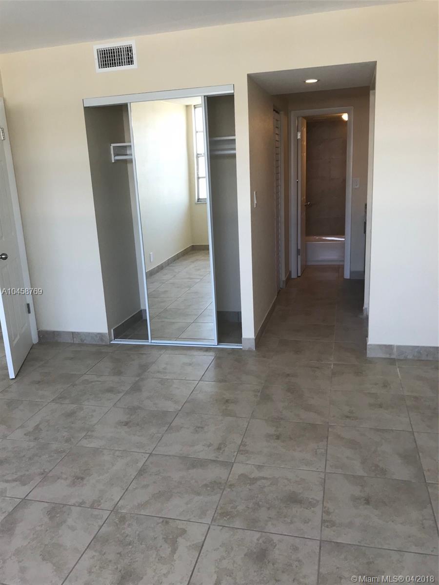 GATEWAY HOUSE CONDO - SOU - Residential Lease