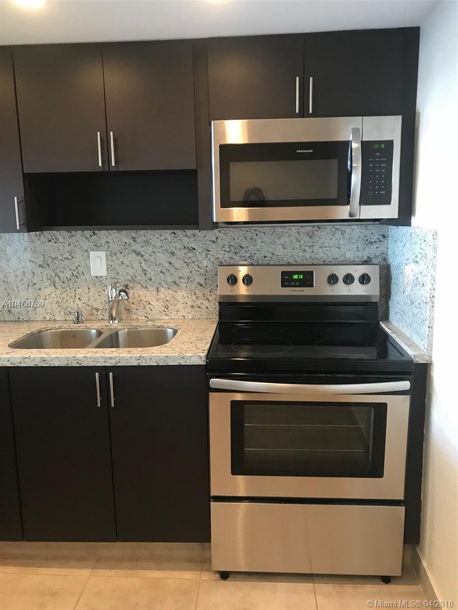 GATEWAY HOUSE CONDO - SOU - Residential Lease