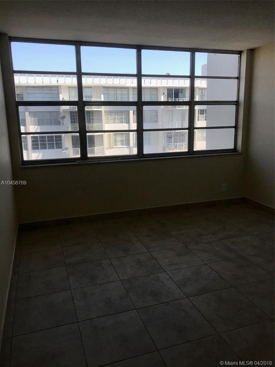 GATEWAY HOUSE CONDO - SOU - Residential Lease