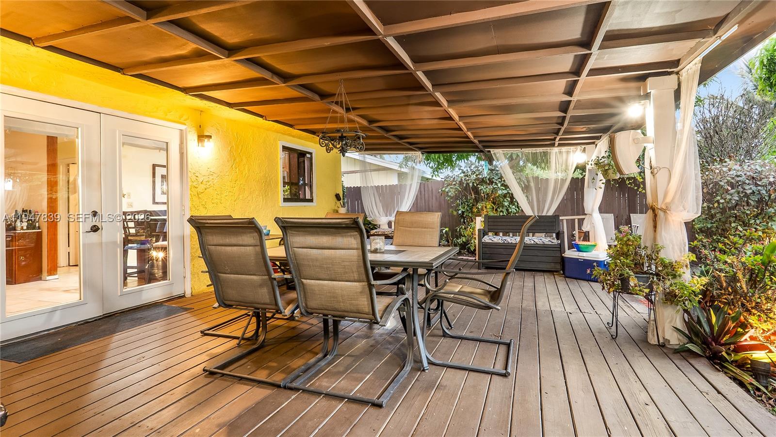 LAUDERDALE NORTH PARK SEC - Residential