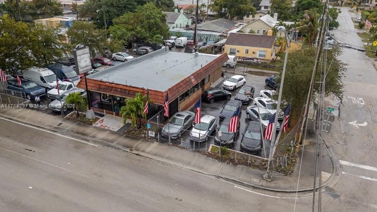View photos, virtual tours, details... 290 NW 27th Ave