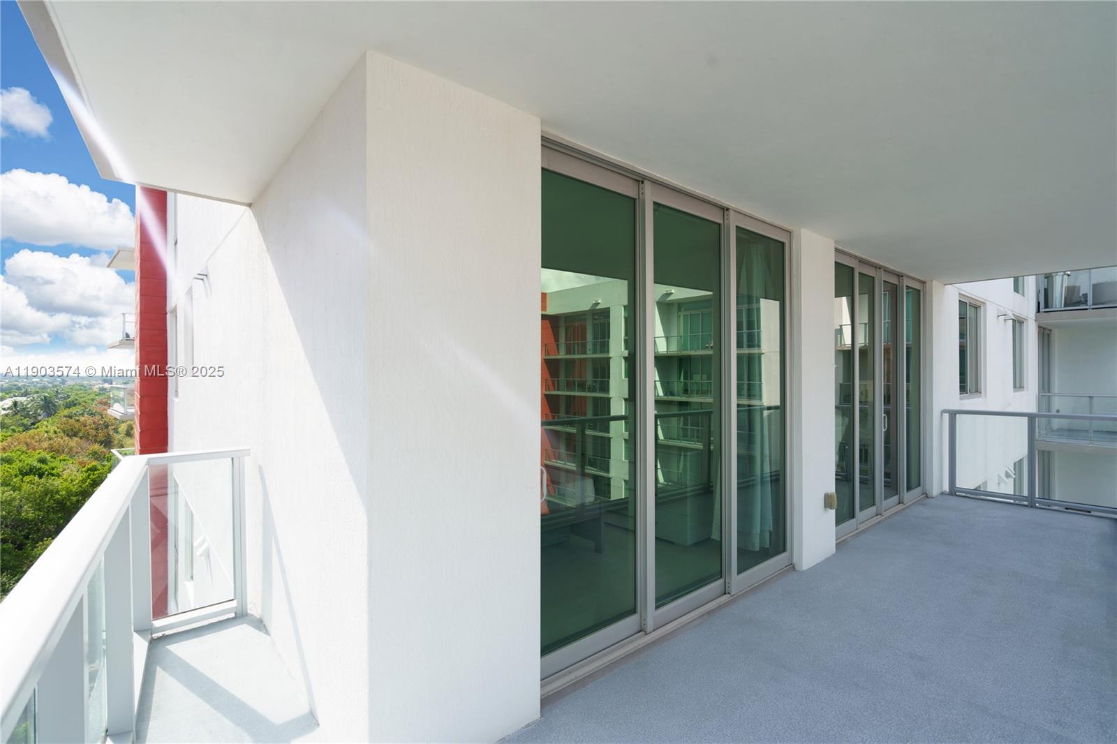 GRAND BAY COMMONS SOUTH - Residential Lease