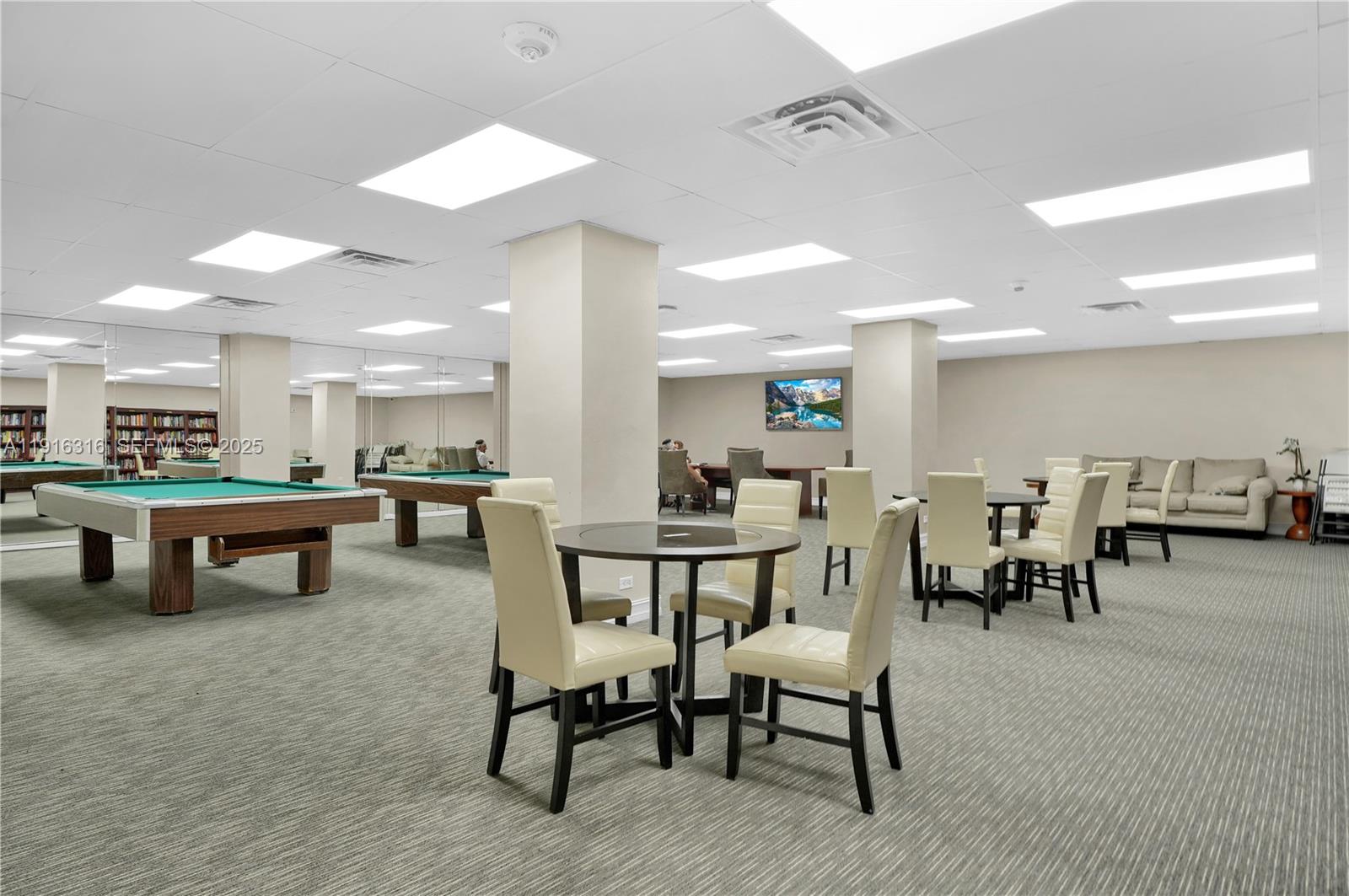 THE CARRIAGE CLUB NORTH C - Residential