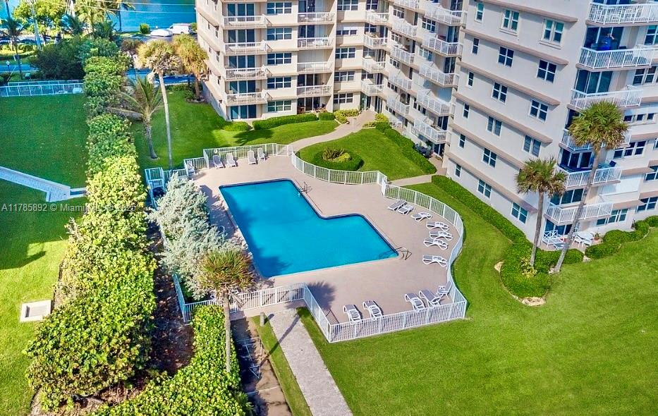 OCEAN HILLSBORO CONDO - Residential