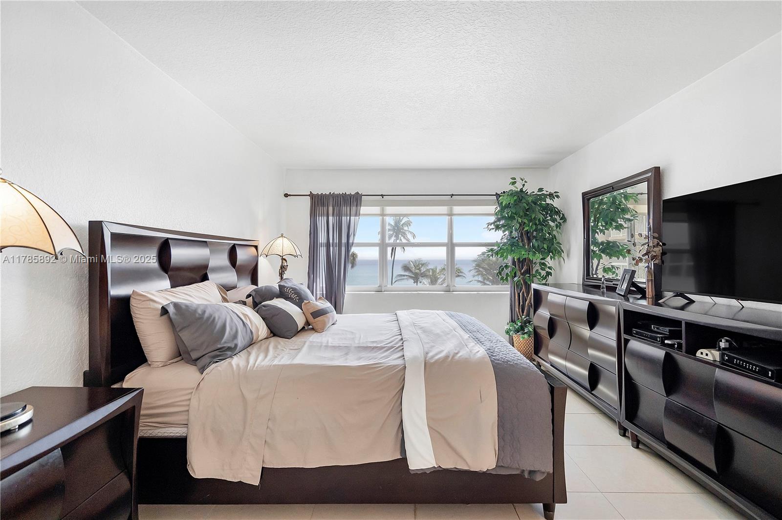 OCEAN HILLSBORO CONDO - Residential