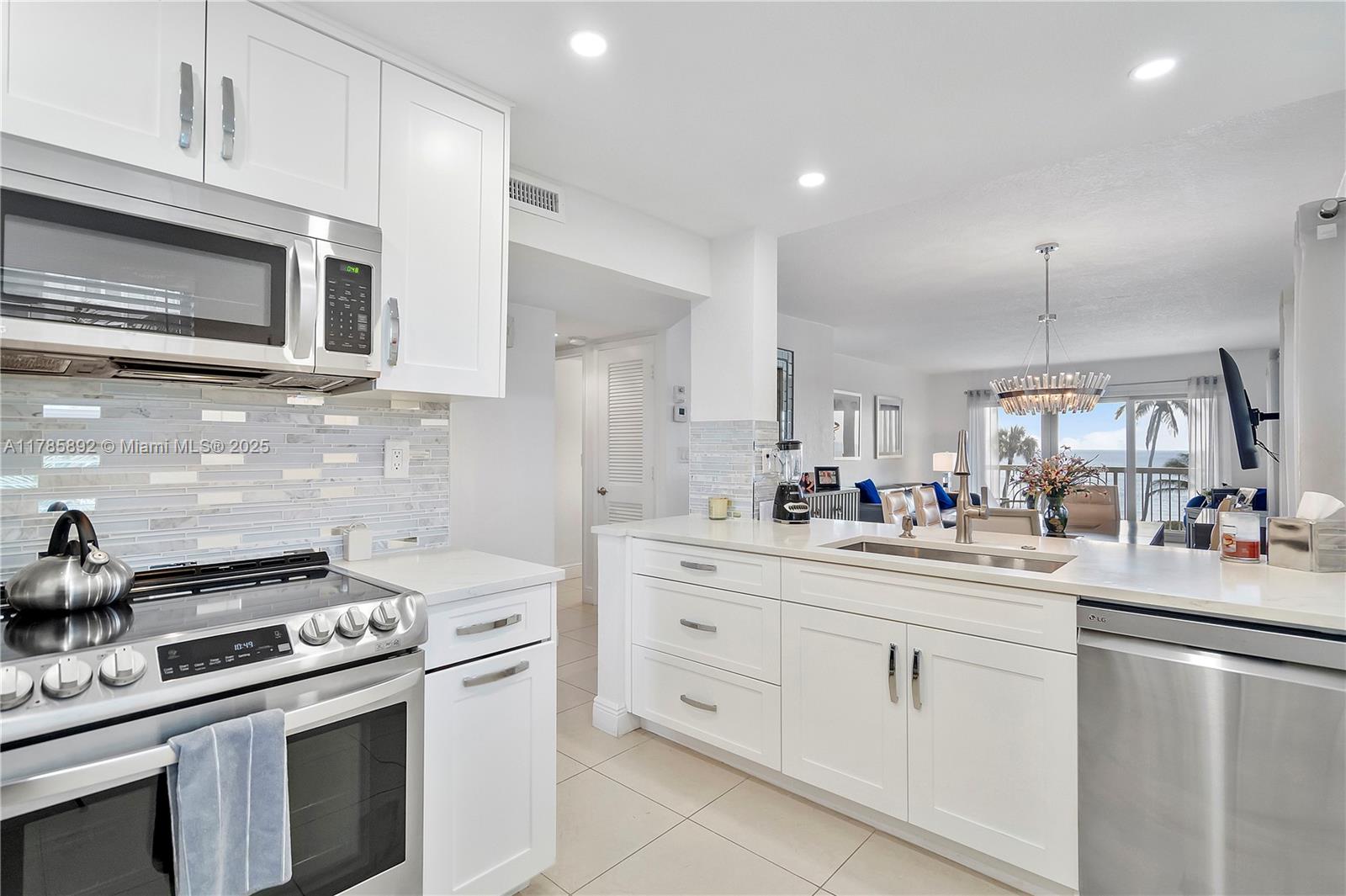 OCEAN HILLSBORO CONDO - Residential