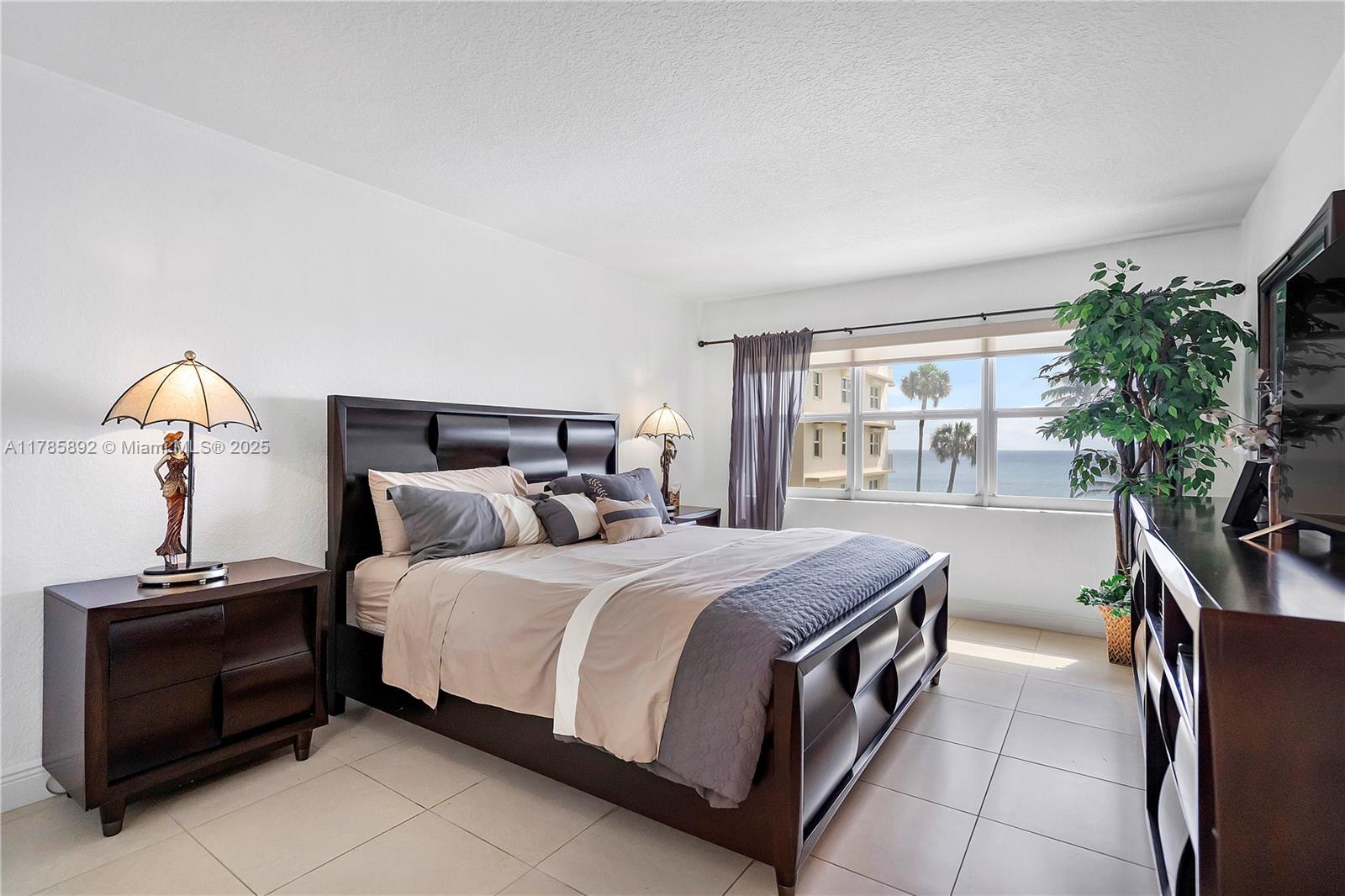 OCEAN HILLSBORO CONDO - Residential