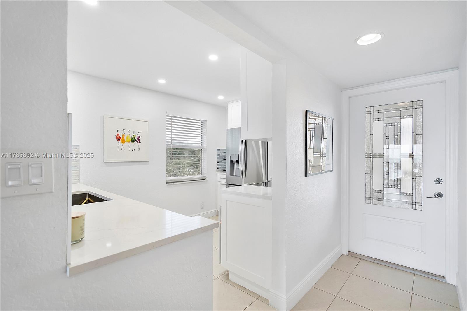 1069 Hillsboro Mile 308