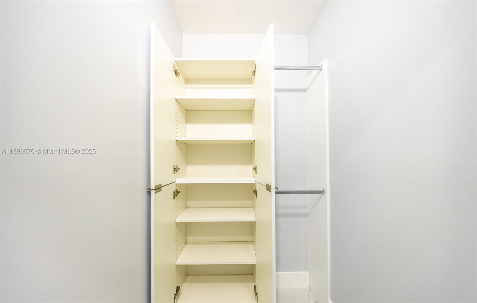 KENDALL FAMILY ESTATES PH - Residential Lease