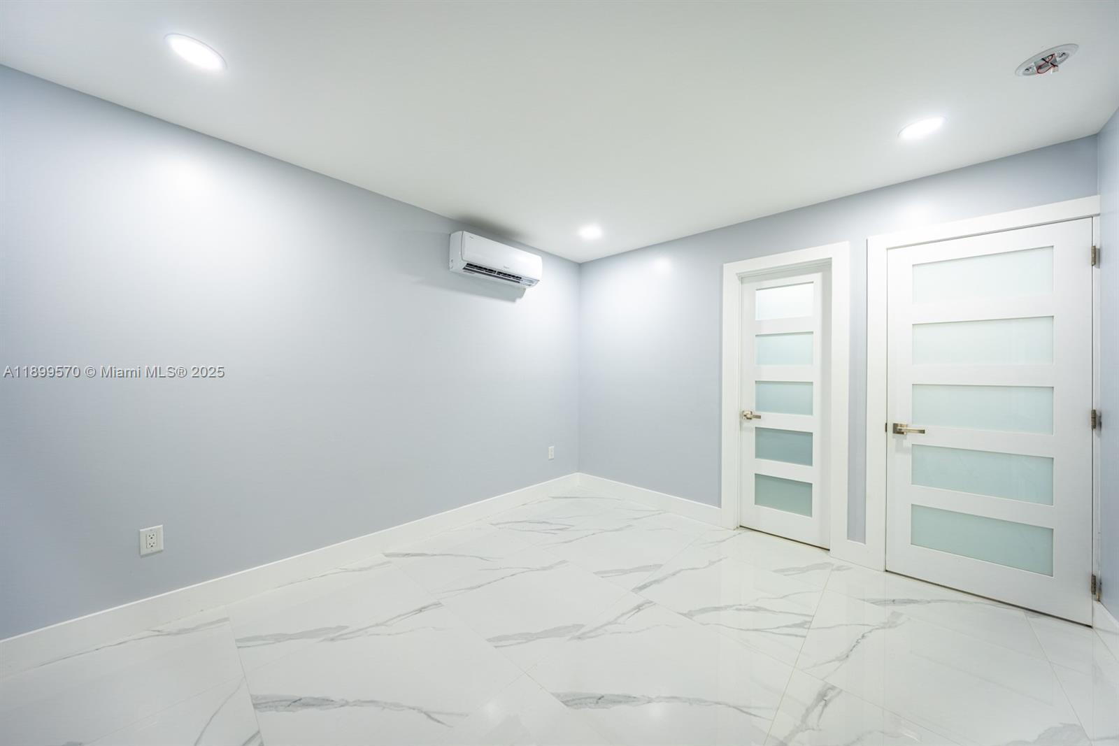 KENDALL FAMILY ESTATES PH - Residential Lease