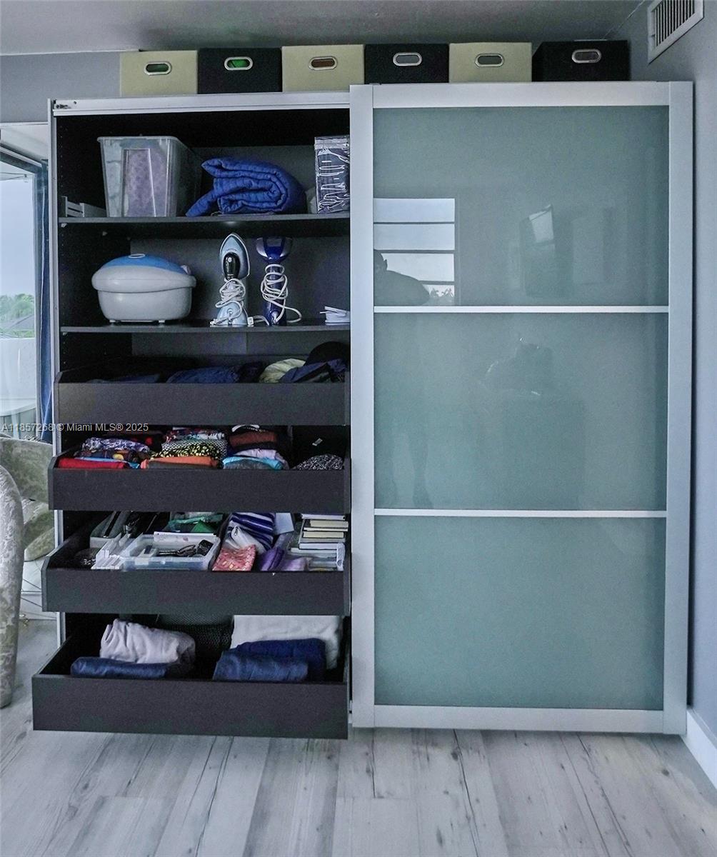 CORAL ISLE WEST CONDO - Residential