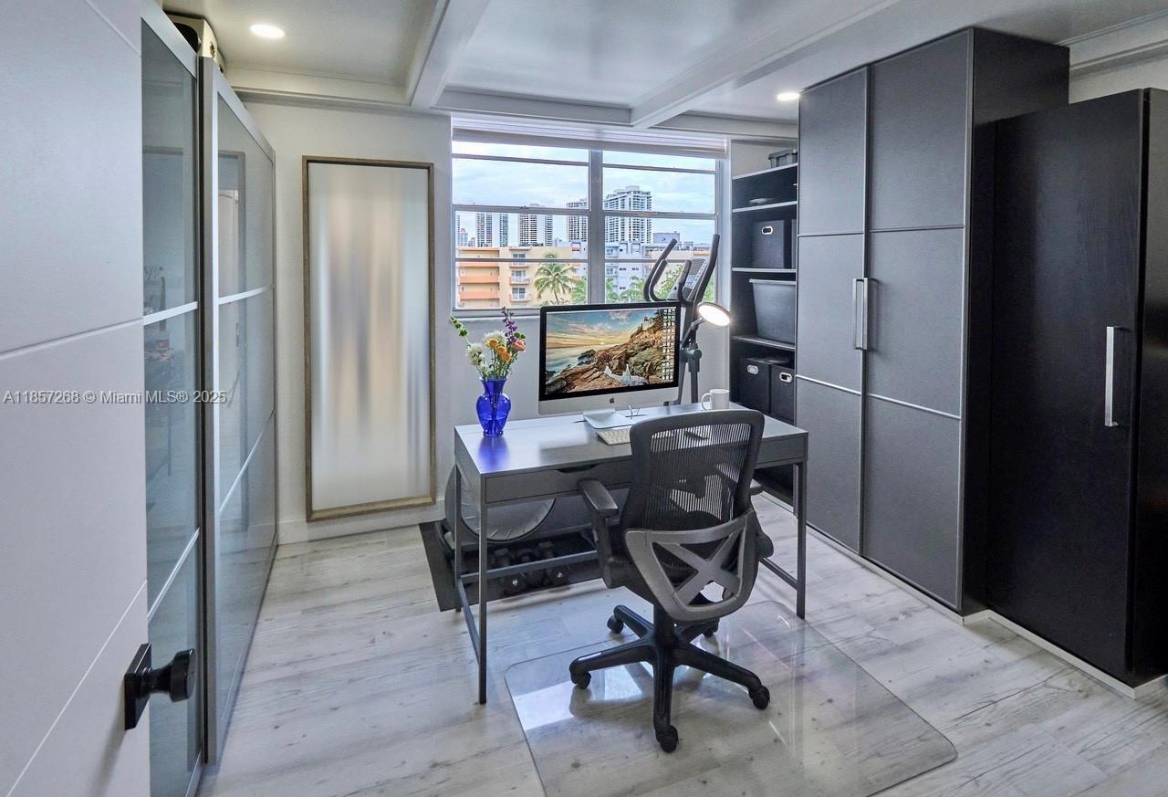 CORAL ISLE WEST CONDO - Residential