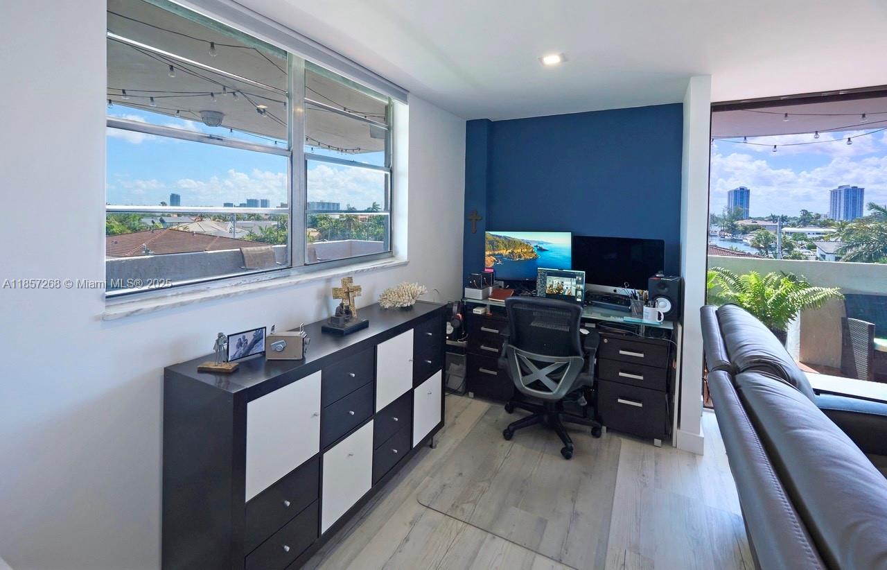 CORAL ISLE WEST CONDO - Residential