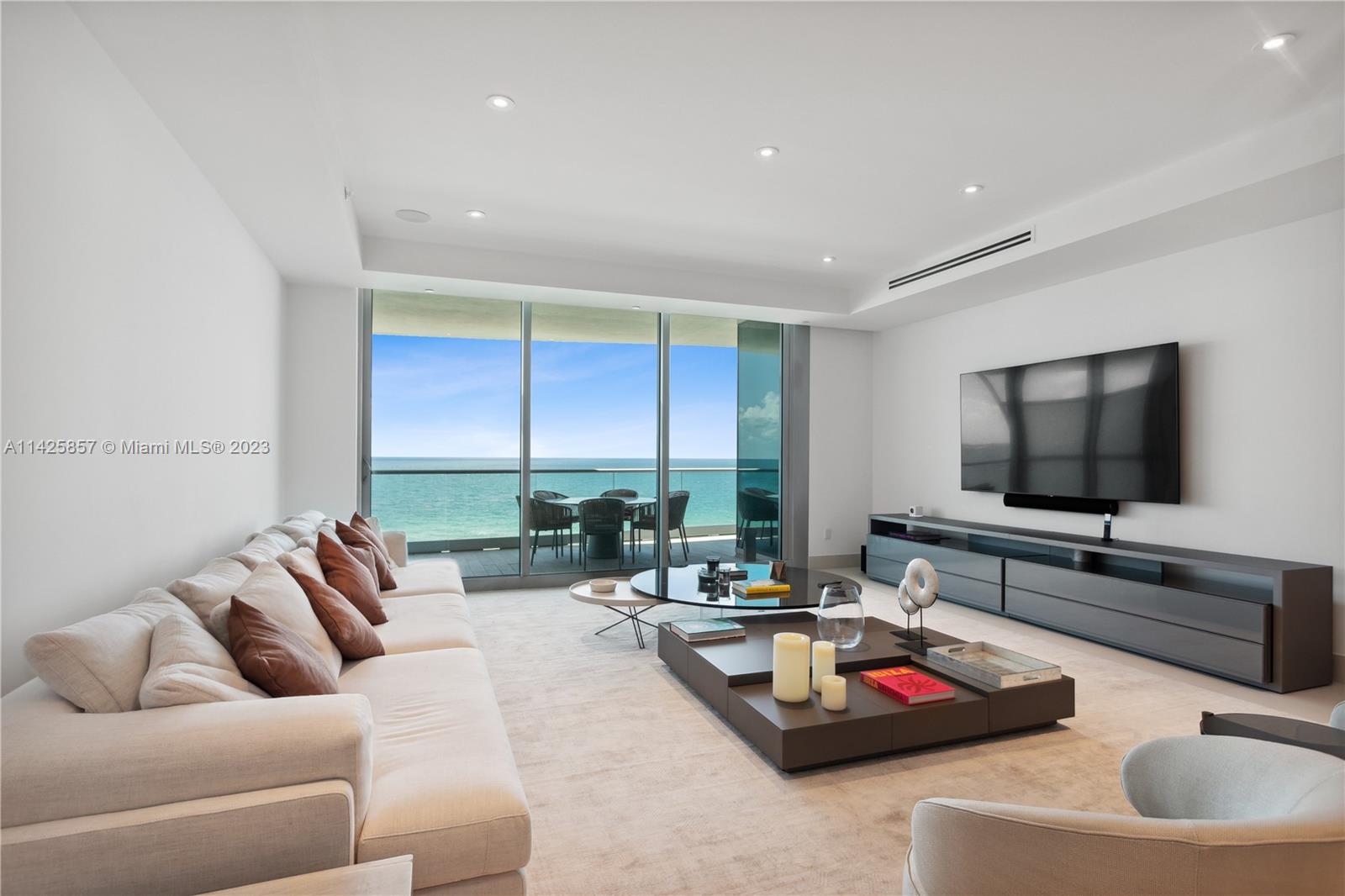 ALTOS DEL MAR NO. 5 - Residential