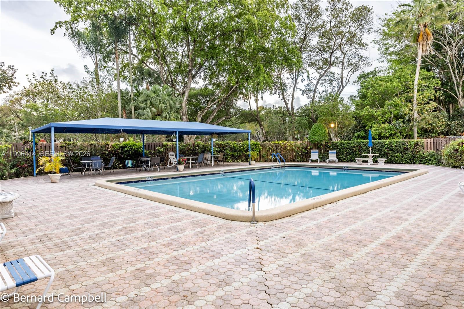 POND APPLE PLACE IV-B CON - Residential