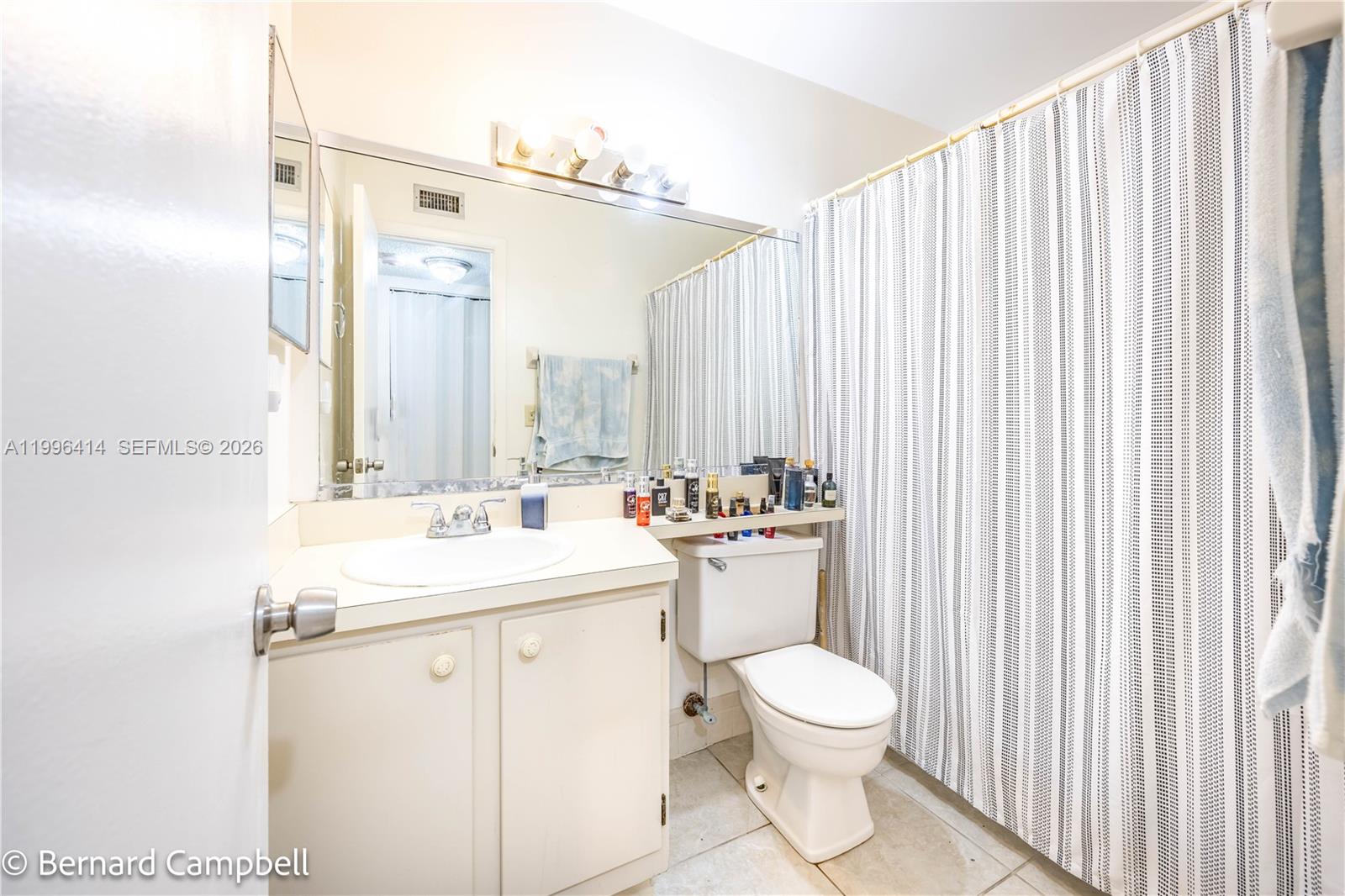 POND APPLE PLACE IV-B CON - Residential