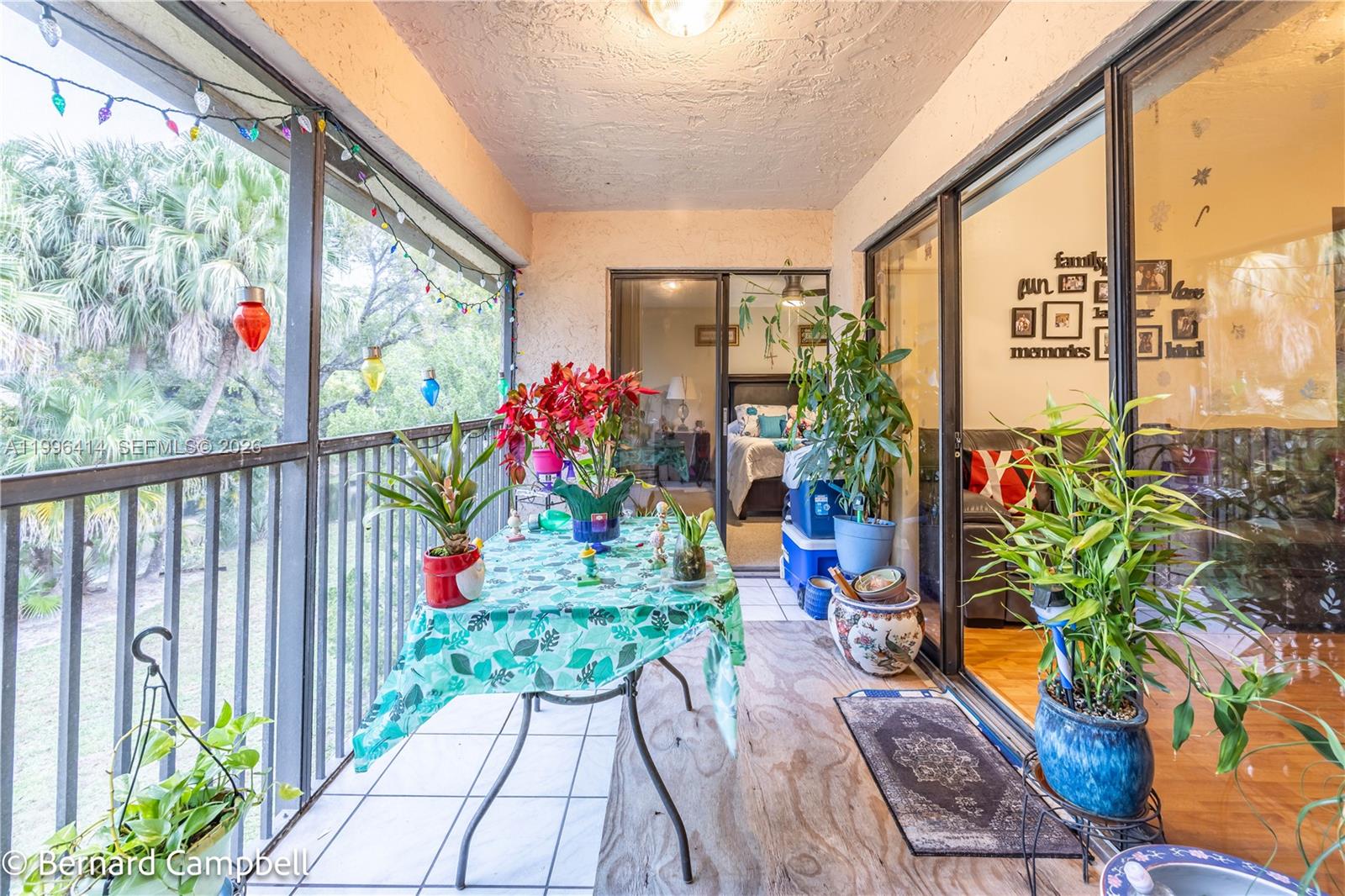 POND APPLE PLACE IV-B CON - Residential