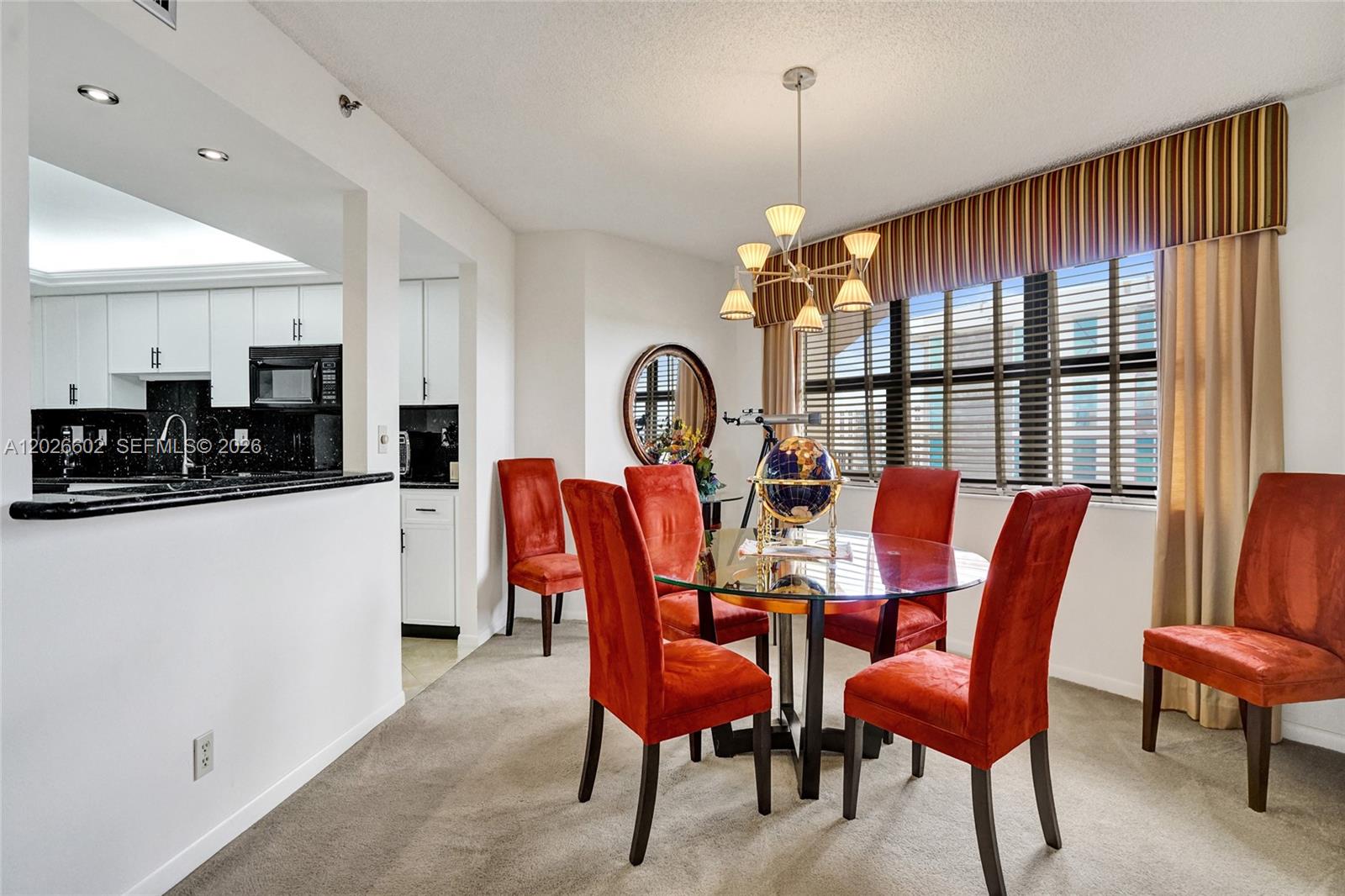 TRITON CONDO - Residential