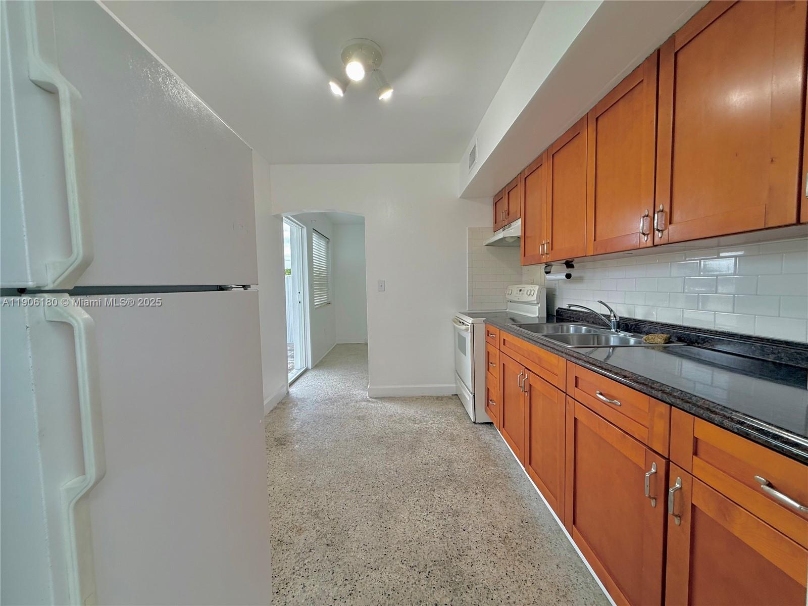 WINONA PARK 1ST ADDN - Residential Lease